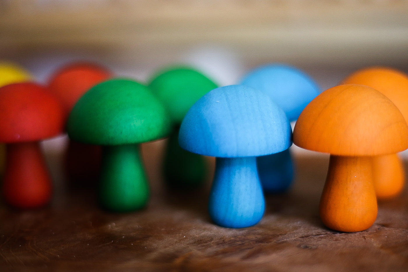 QToys Color mushroom set of 10