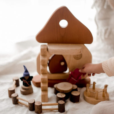 QToys Natural Mushroom House