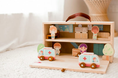 QToys Portable Hospital Set